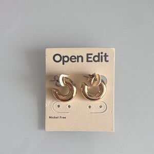 Nickel free hoops
